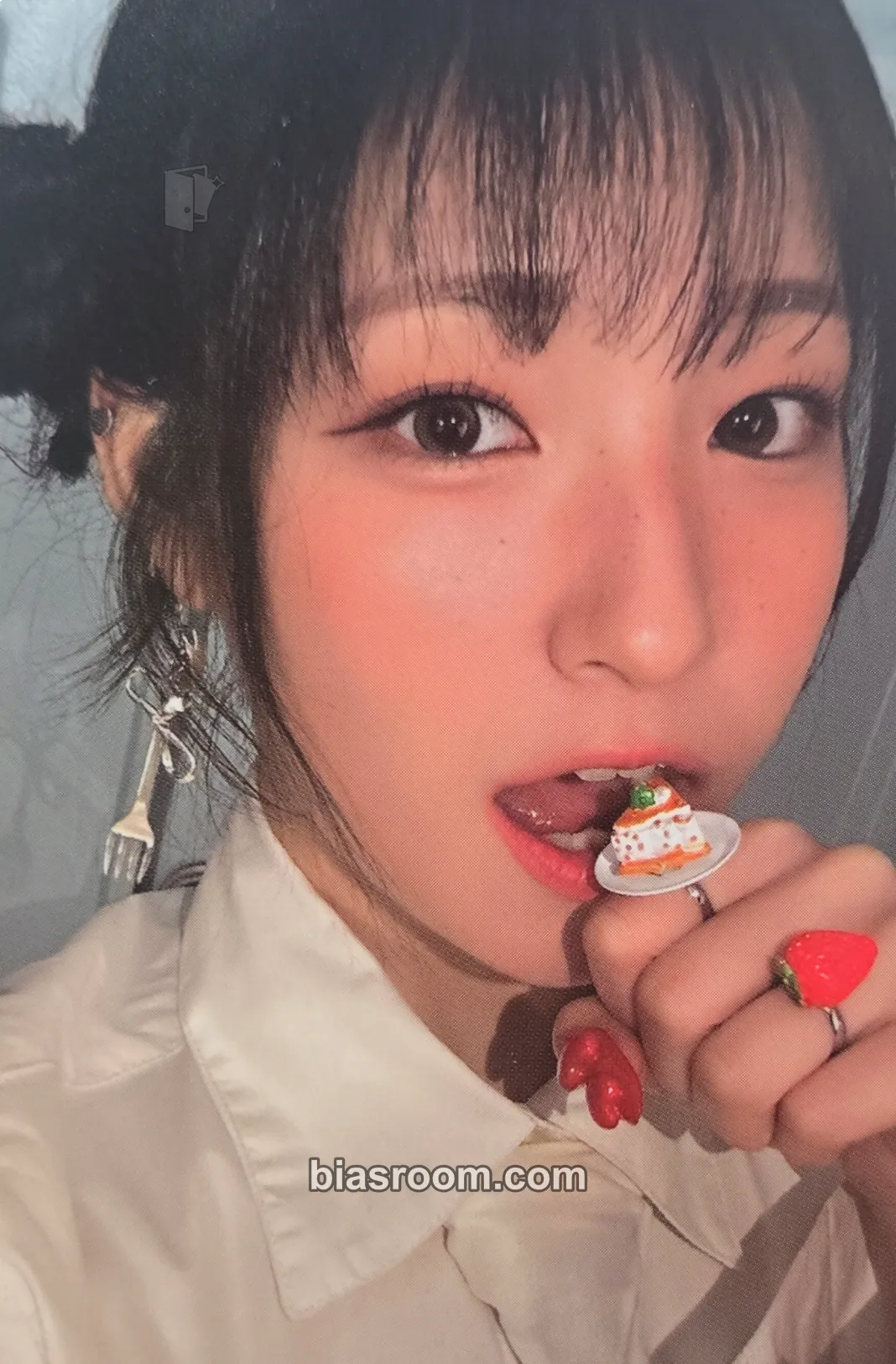 Yunha SWICY Photocard - UNIS - UNIS K-pop photocard