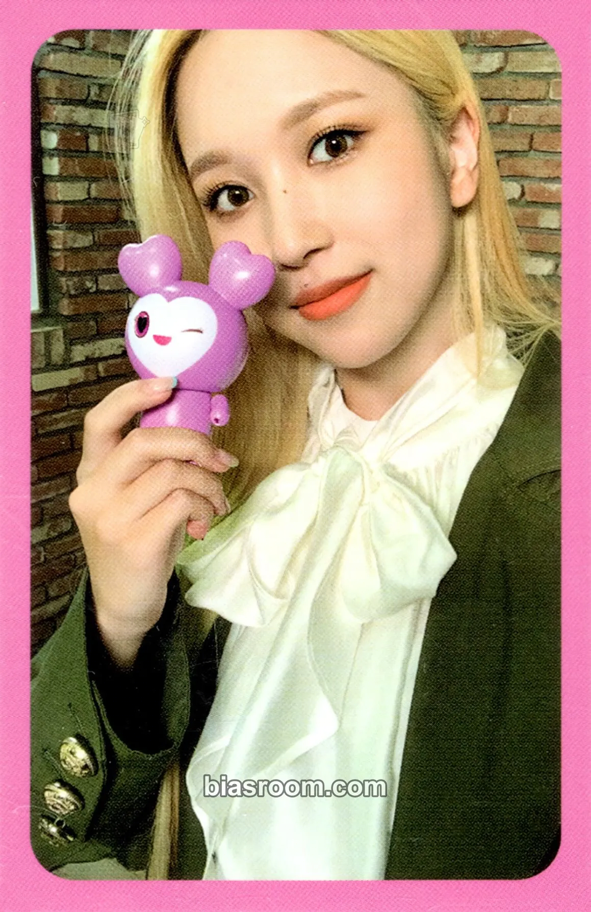 Mina TWICE: World In A Day Photocard - TWICE - TWICE K-pop photocard