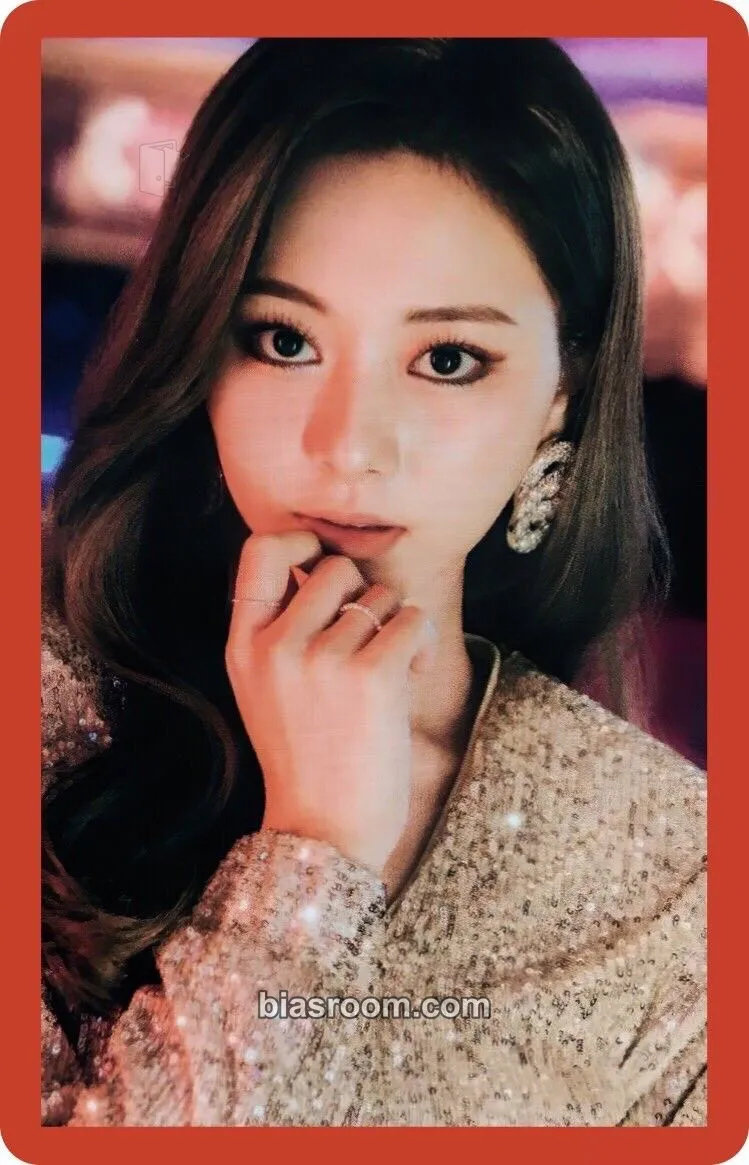 Tzuyu Kura Kura Photocard - TWICE - TWICE K-pop photocard