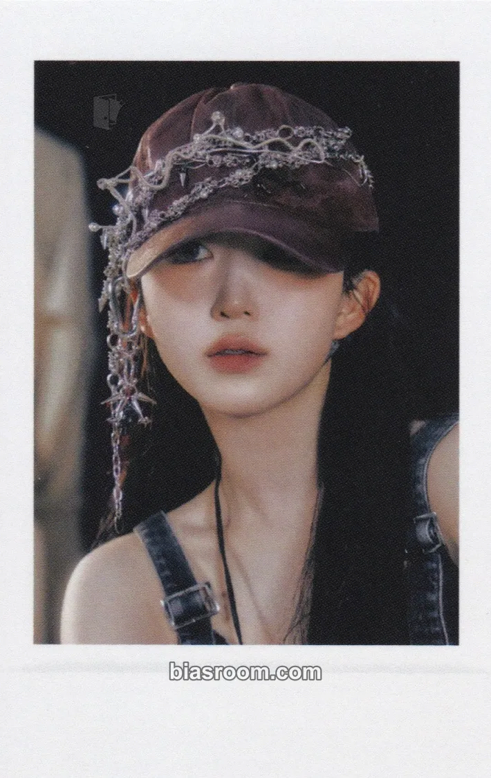 Haewon Fe3O4: FORWARD Photocard - NMIXX - NMIXX K-pop photocard