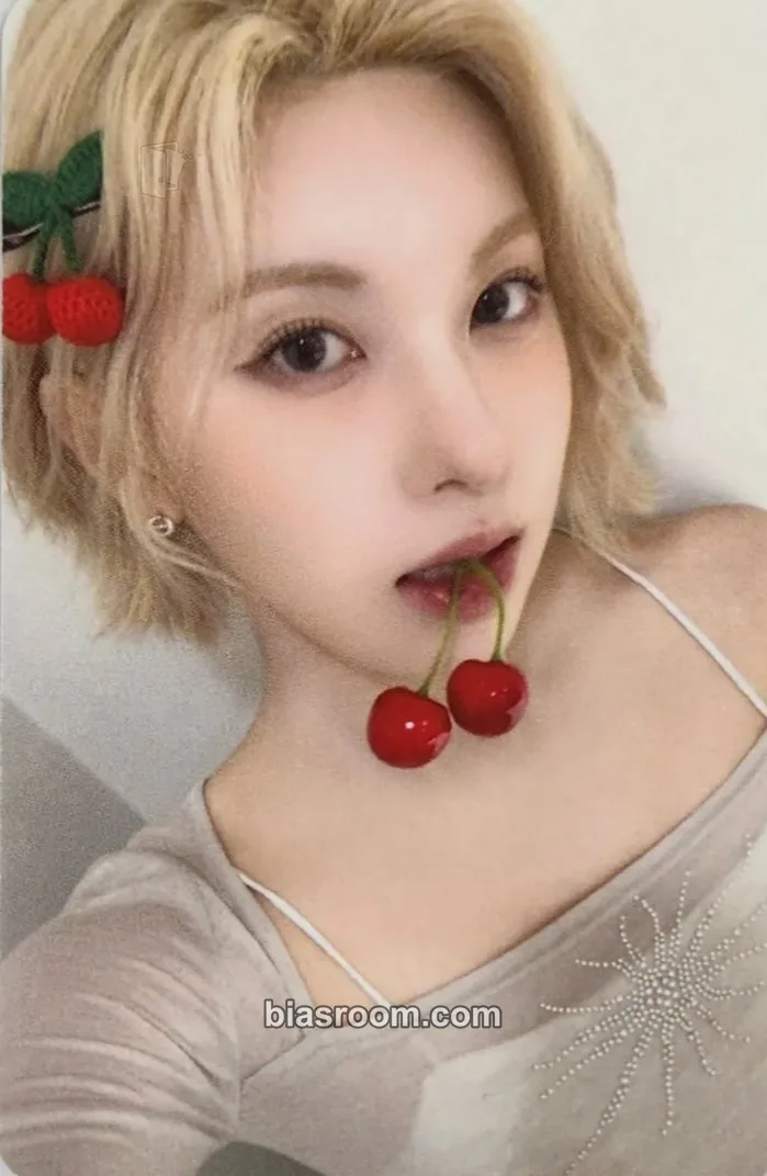 Bae Fe3O4: FORWARD Photocard - NMIXX - NMIXX K-pop photocard