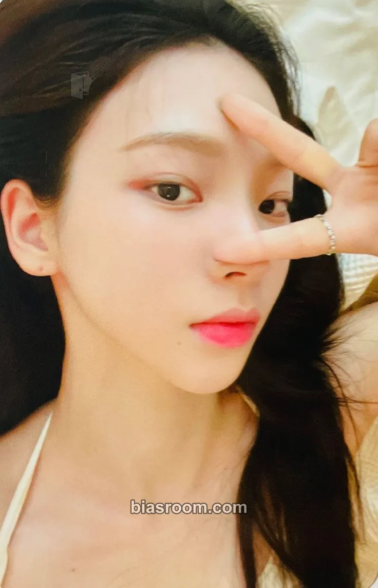 Karina My World Photocard - aespa - aespa K-pop photocard