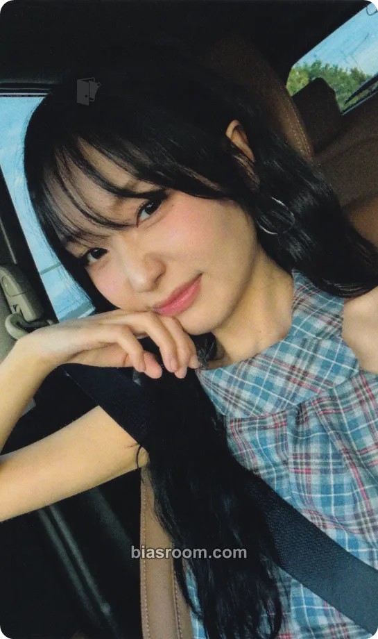 Sujeong NEW CAR TOKYO DRIVE Photocard - Ryu Sujeong - Ryu Sujeong K-pop photocard