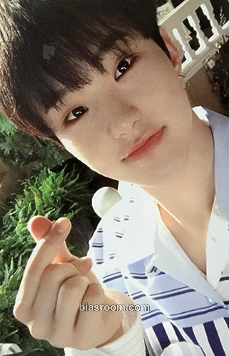 Hoshi Happy Ending Photocard - SEVENTEEN - SEVENTEEN K-pop photocard