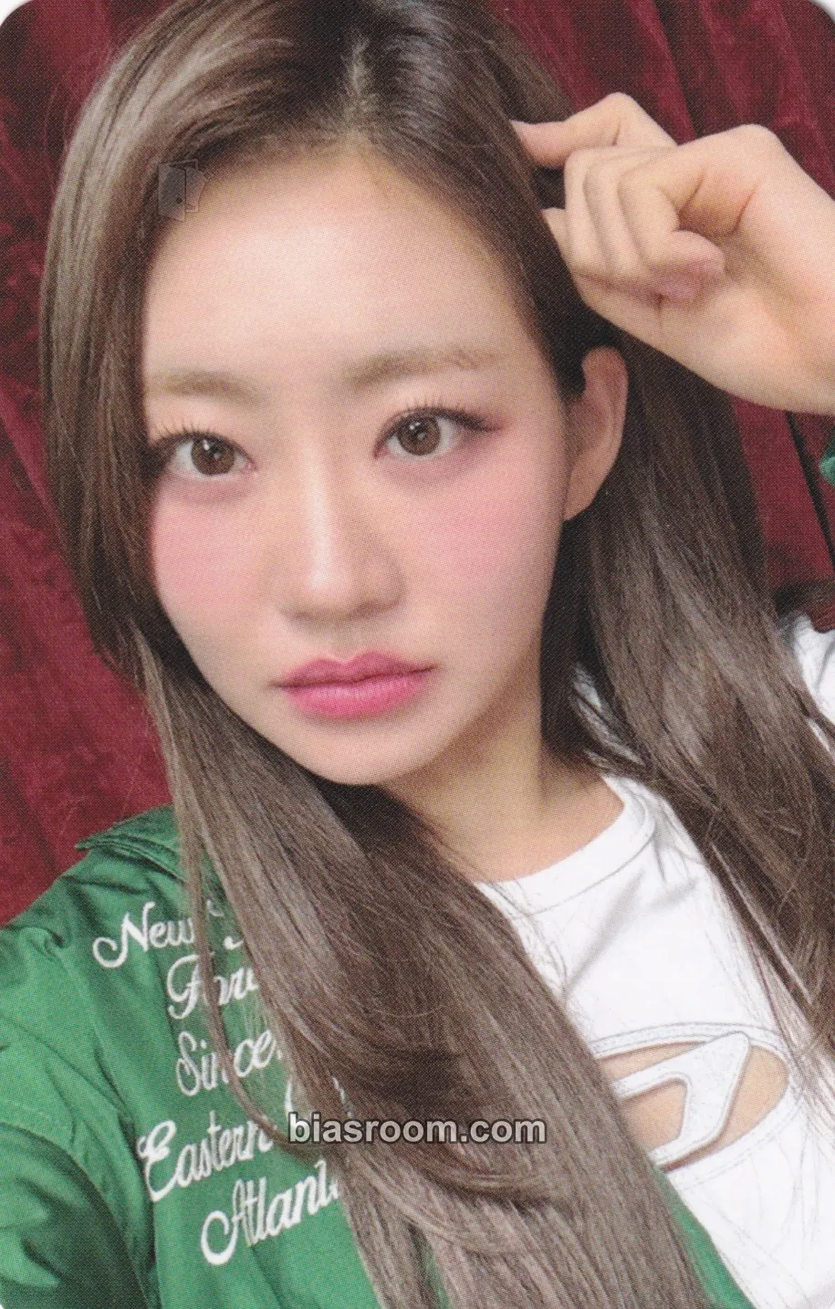 Julie Midas Touch Photocard - KISS OF LIFE - KISS OF LIFE K-pop photocard