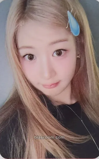 Yewon Day & Night Photocard - FIFTY FIFTY - FIFTY FIFTY K-pop photocard