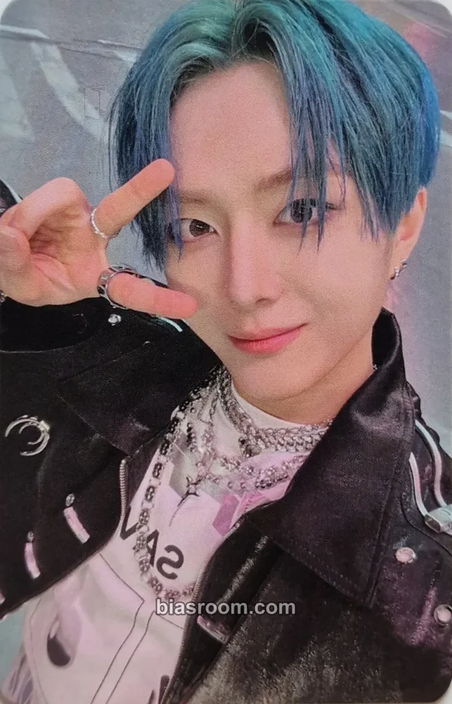 NINE.i - Lavin - New Mind Album album photocard on version