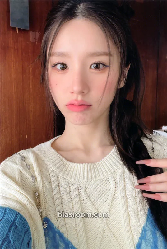 HeeJin K Photocard - ARTMS - ARTMS K-pop photocard