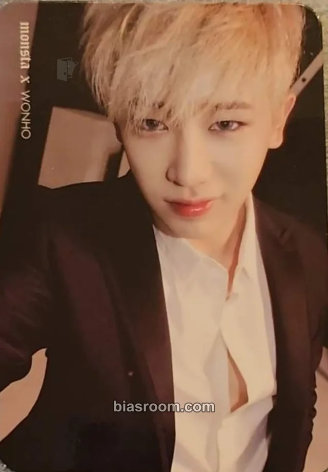 MONSTA X - Wonho - The Clan pt.2.5: The Final Chapter Album album photocard beside version