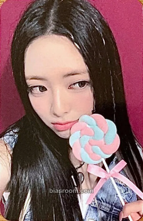 Yuna KILL MY DOUBT Photocard - ITZY - ITZY K-pop photocard