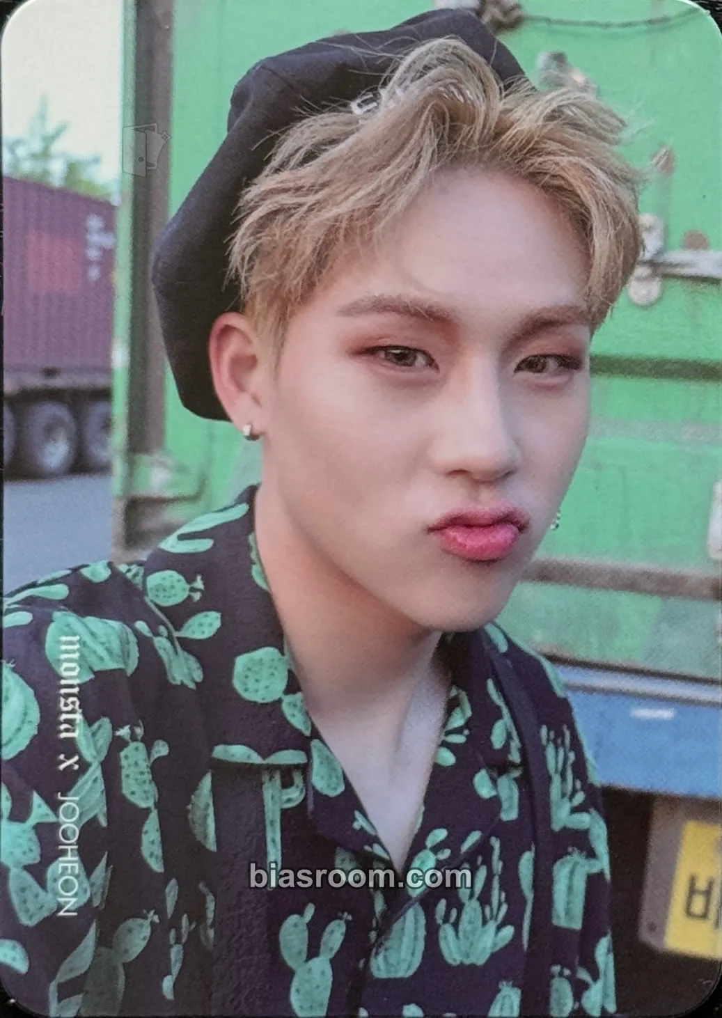 Joohoney First World Tour Beautiful Photocard - MONSTA X - MONSTA X K-pop photocard