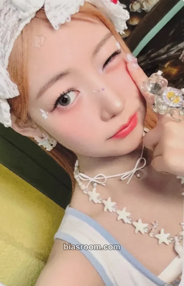 Yewon Day & Night Photocard - FIFTY FIFTY - FIFTY FIFTY K-pop photocard