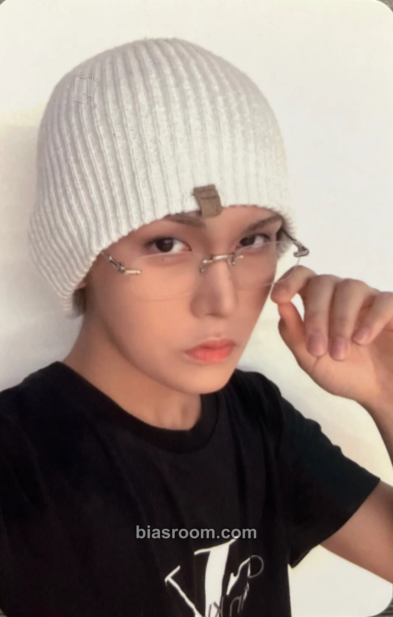 Hyun I ONE Photocard - XLOV - XLOV K-pop photocard