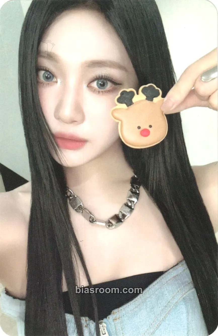 Ningning Pink Christmas (All) Photocard - aespa - aespa K-pop photocard