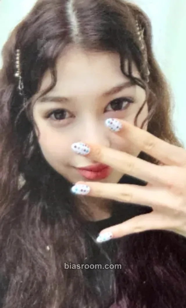 AtHeart - Michi - Plot Twist Album apple music fansign