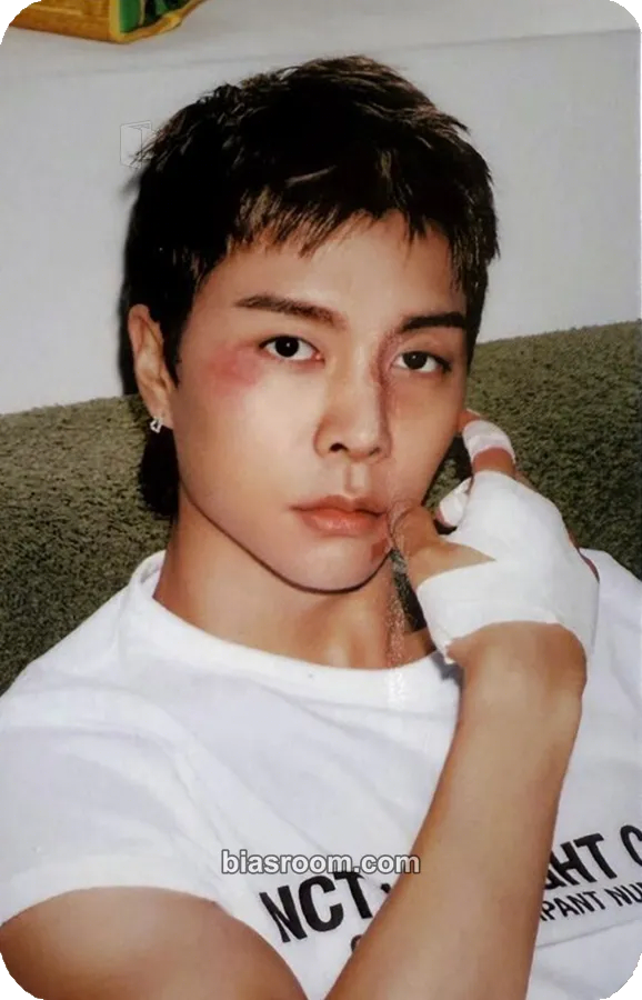 Johnny 2025 Season’s Greetings Photocard - NCT 127 - NCT 127 K-pop photocard