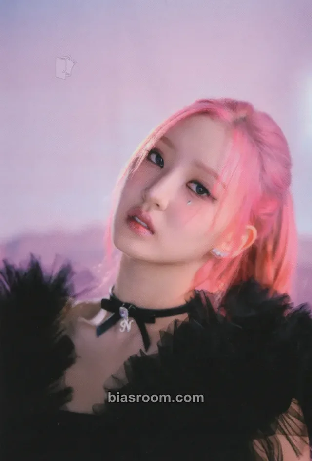 EL7Z UP - Hwiseo - 7+Up Album album inclusion postcard