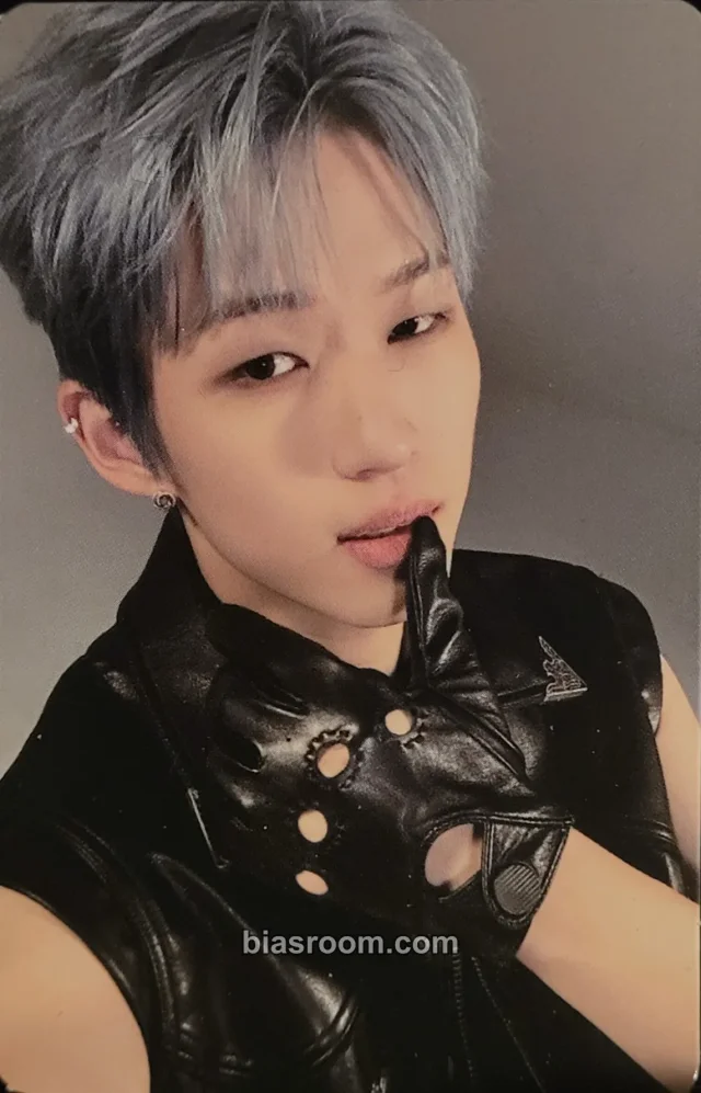 Younite - DEY - Another Album album photocard flare version