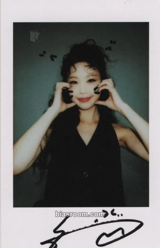Soojin - Soojin - Soojin x Deling Magazine Other polaroid