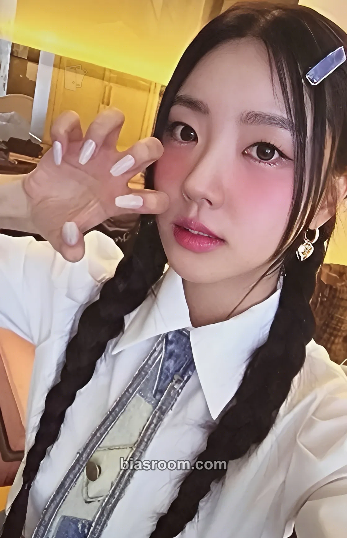 Karin Show Down Photocard - Alice - Alice K-pop photocard