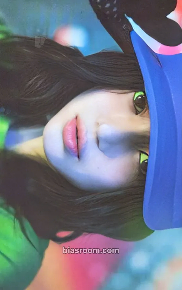 Danielle Supernatural Photocard - NewJeans - NewJeans K-pop photocard