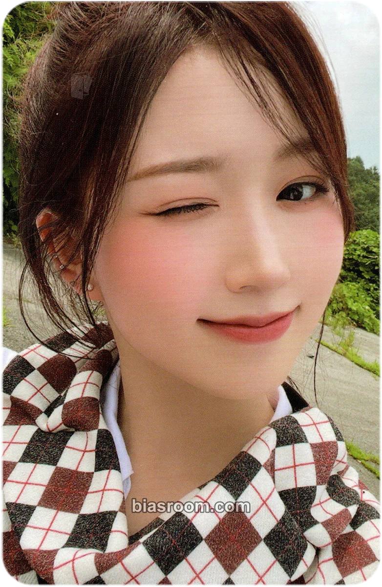Haewon Fe3O4: BREAK Photocard - NMIXX - NMIXX K-pop photocard