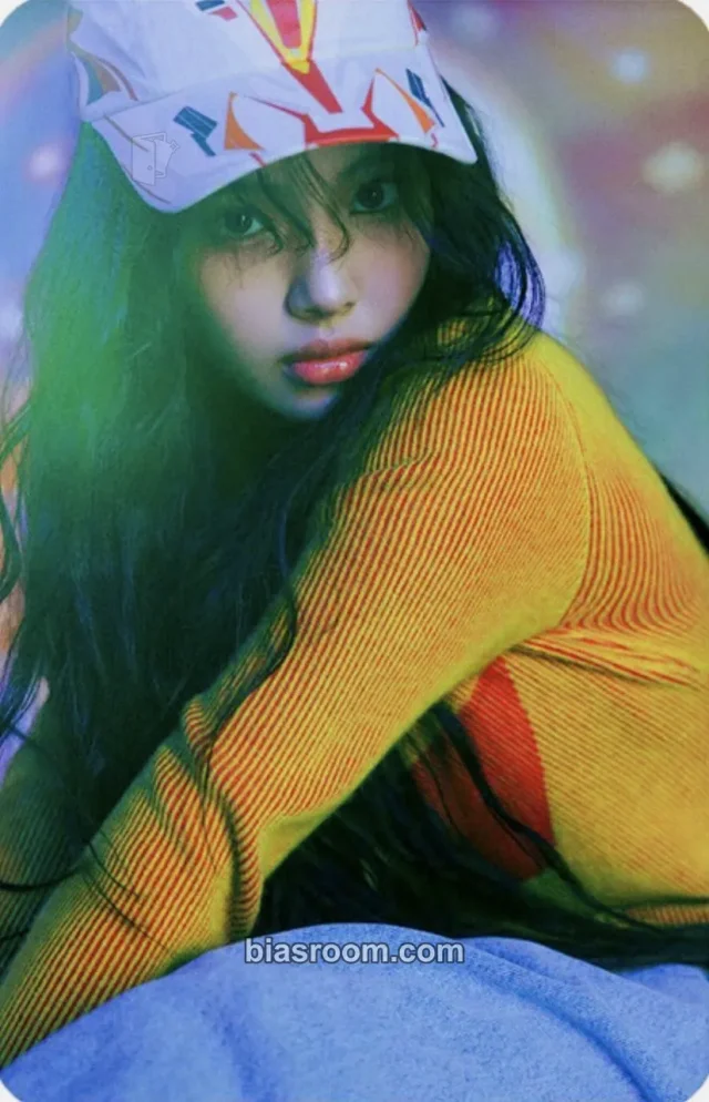 NewJeans - Hyein - Supernatural Album pob (pre-order benefit) hmv japan transparent/translucent