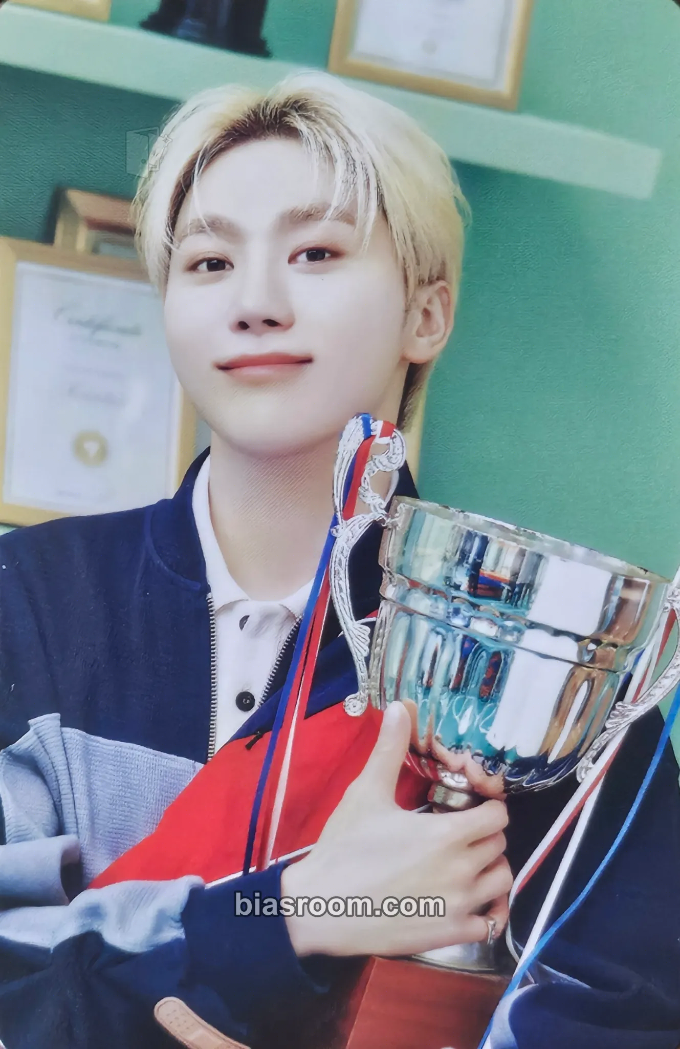 Seungkwan 2025 9TH SVT IN CARAT LAND Photocard - SEVENTEEN - SEVENTEEN K-pop photocard