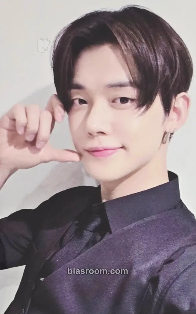 Yeonjun The Star Chapter: Together Photocard - TOMORROW X TOGETHER - TOMORROW X TOGETHER K-pop photocard