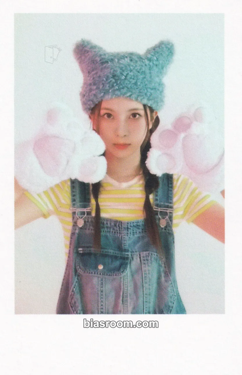 Bae 2024 Seasons Greetings - MIXX Village Photocard - NMIXX - NMIXX K-pop photocard