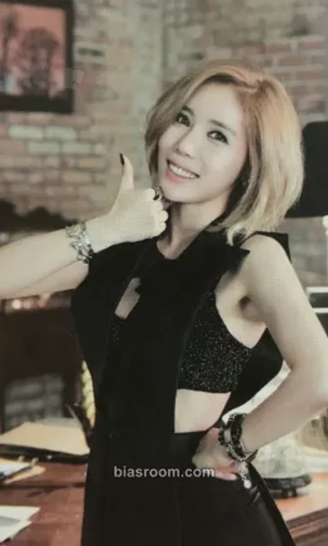 Secret - Hana  - Secret Summer Album blue version album photocard