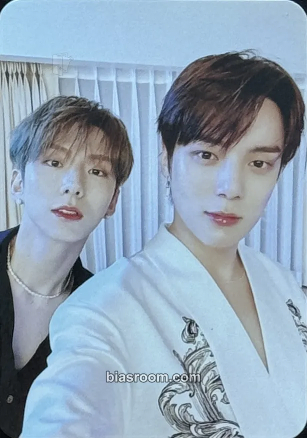 Shape of Love Photocard - MONSTA X - MONSTA X K-pop photocard