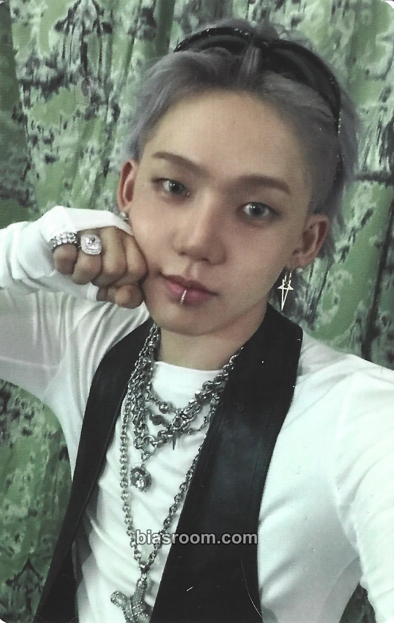 Choi Hyunsuk LOVE PULSE Photocard - TREASURE - TREASURE K-pop photocard