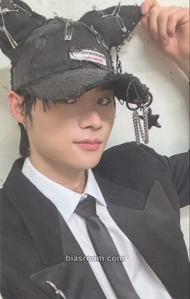 Myungho 8TURNRISE Photocard - 8TURN - 8TURN K-pop photocard