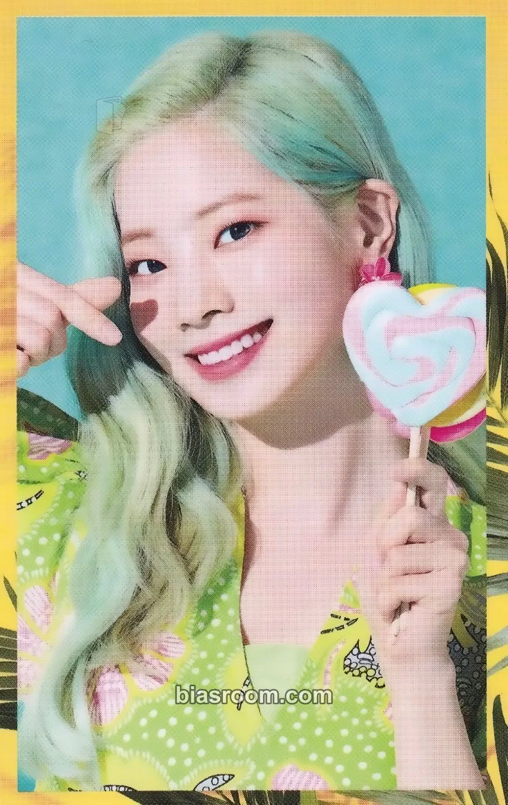 Dahyun Happy Happy Photocard - TWICE - TWICE K-pop photocard
