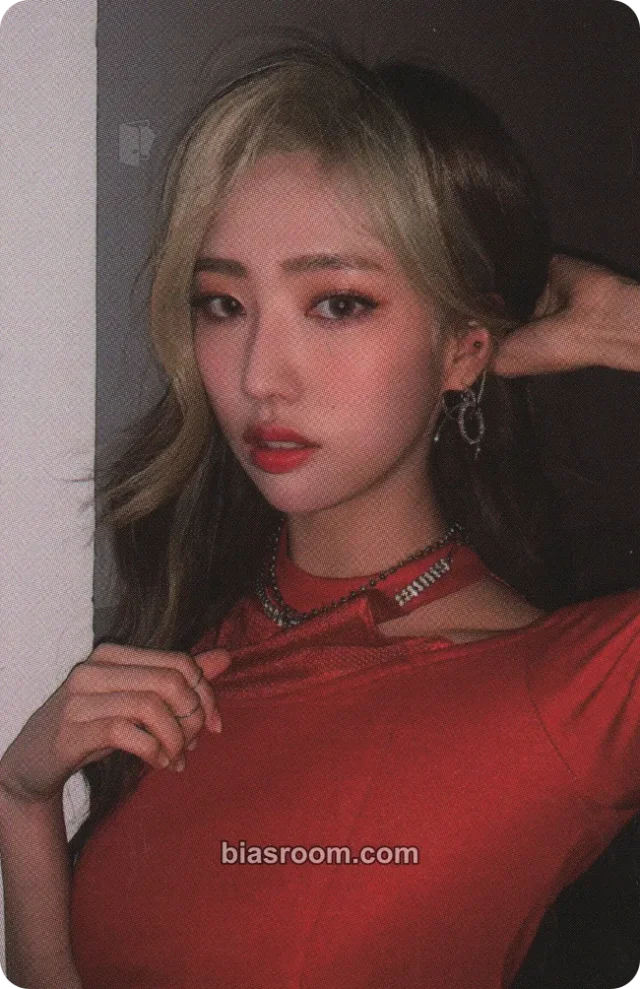 RedSquare - Liv - Prequel Album album photocard