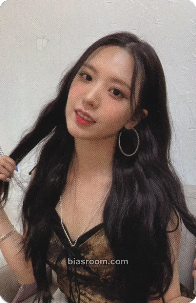 IRRIS - I.L - Wanna Know Album album photocard
