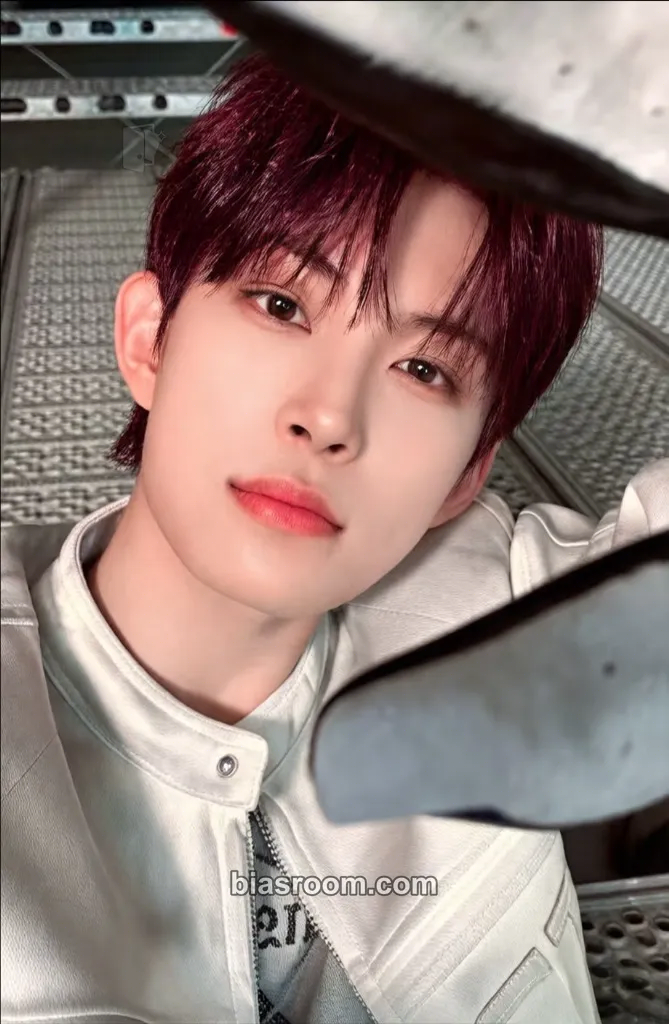 Geonwoo EUPHORIA Photocard - ALPHA DRIVE ONE - ALPHA DRIVE ONE K-pop photocard