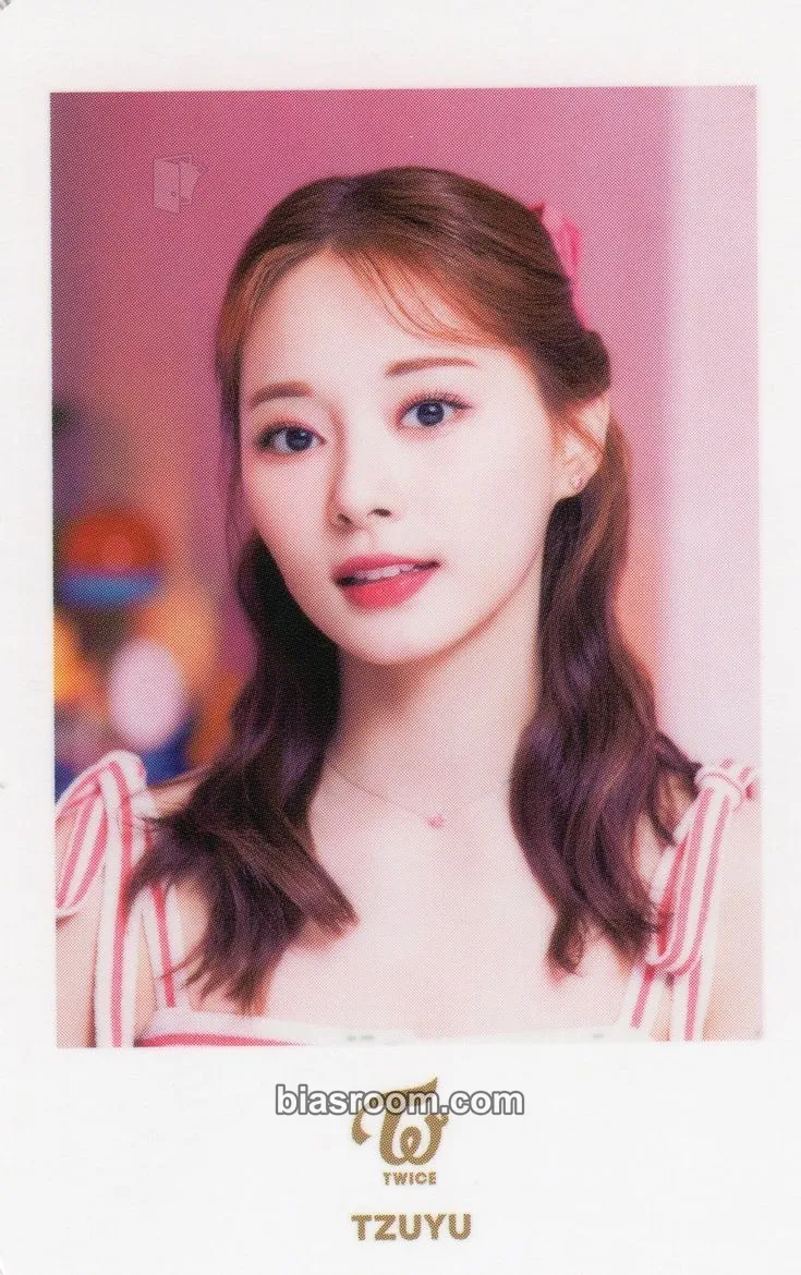 Tzuyu Celebrate Photocard - TWICE - TWICE K-pop photocard