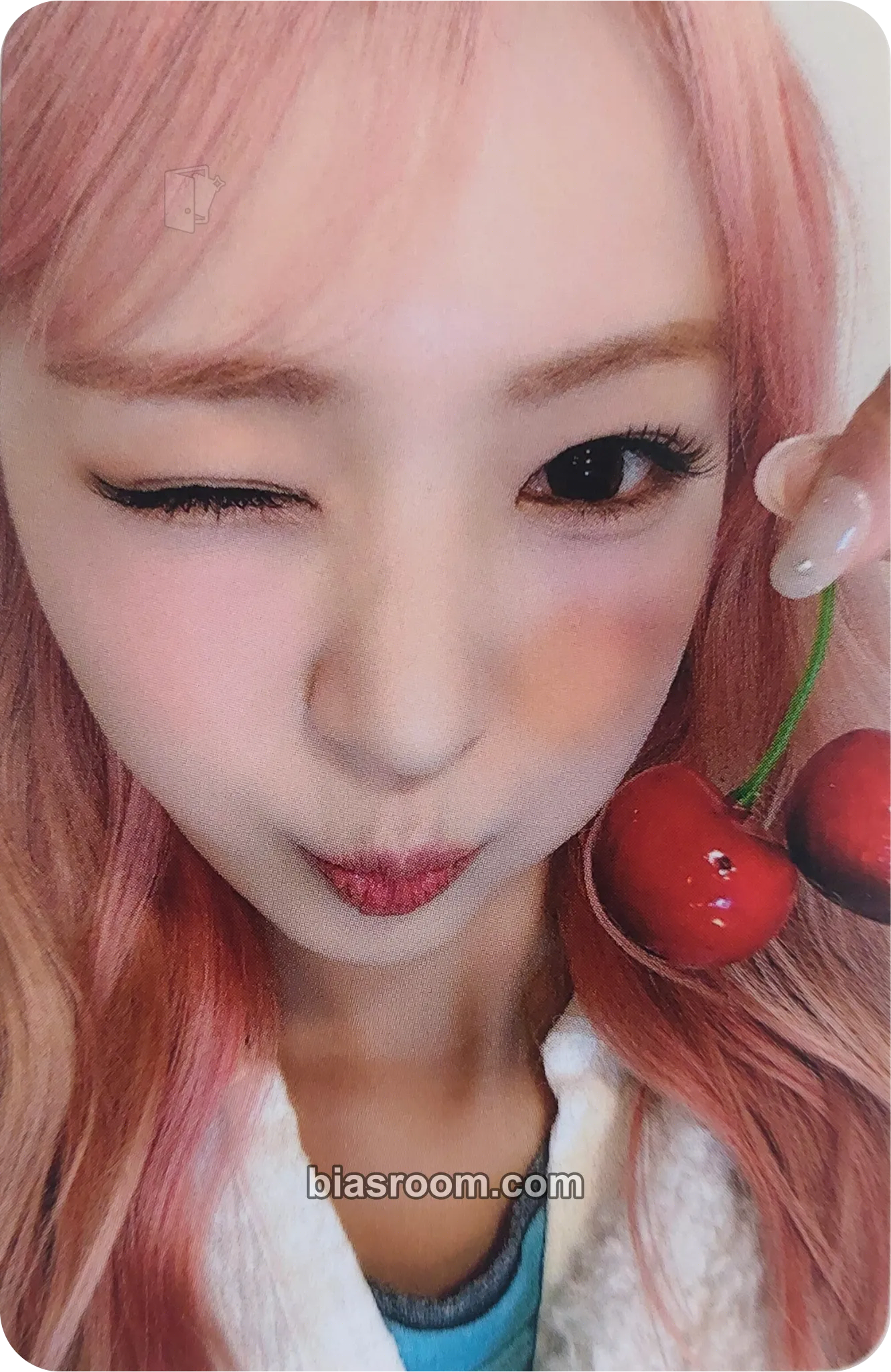 Yume Funny Honey Photocard - LOVEONE - LOVEONE K-pop photocard
