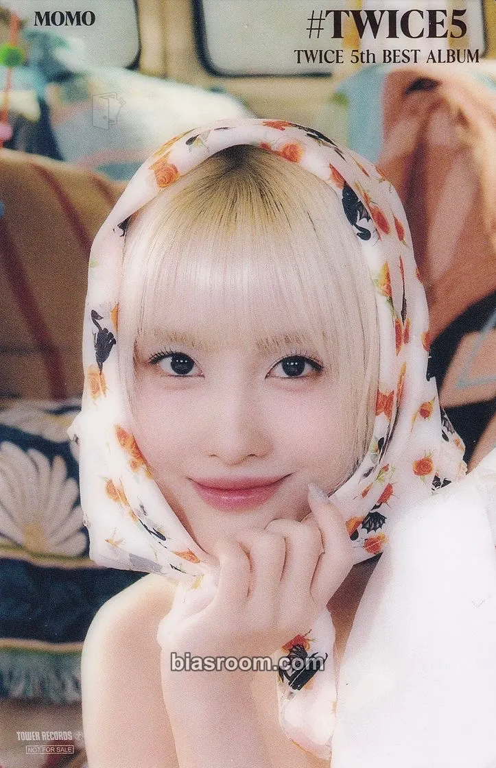 Momo #TWICE5 Photocard - TWICE - TWICE K-pop photocard