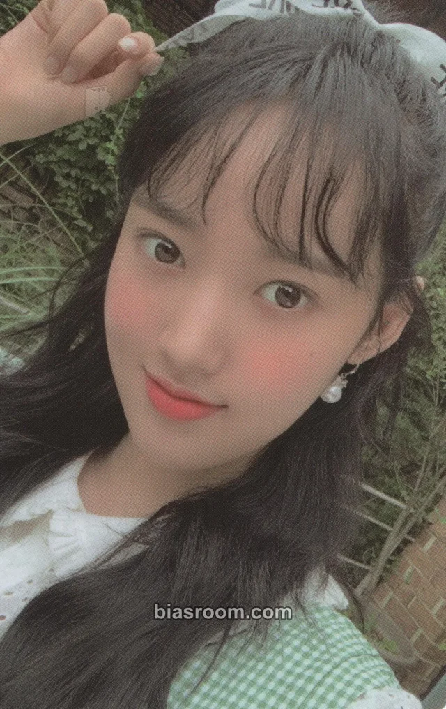 Weki Meki - Sei - 2021 Season's Greetings Other photocard set