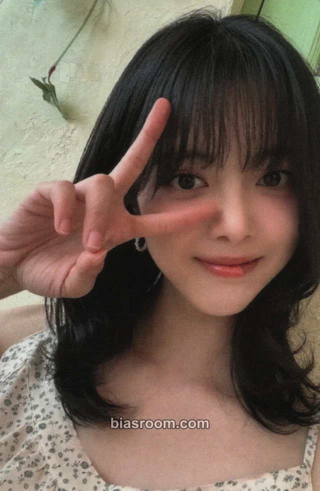 Weki Meki - Ji Suyeon - 'Blooming Letter' 2025 Ji Suyeon Fanmeeting Event photocard set