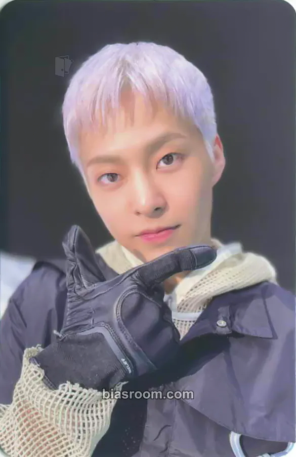 Xiumin 2022 Winter SMTOWN : SMCU Palace Photocard - EXO - EXO K-pop photocard