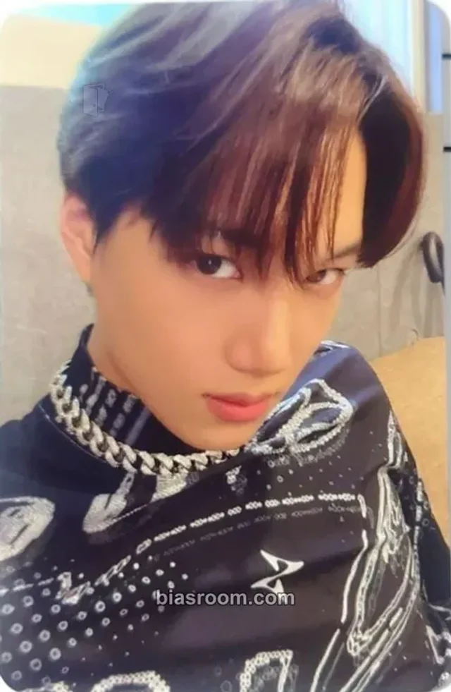 Kai EXO 2022 Winter SMTOWN : SMCU Palace K-pop photocard
