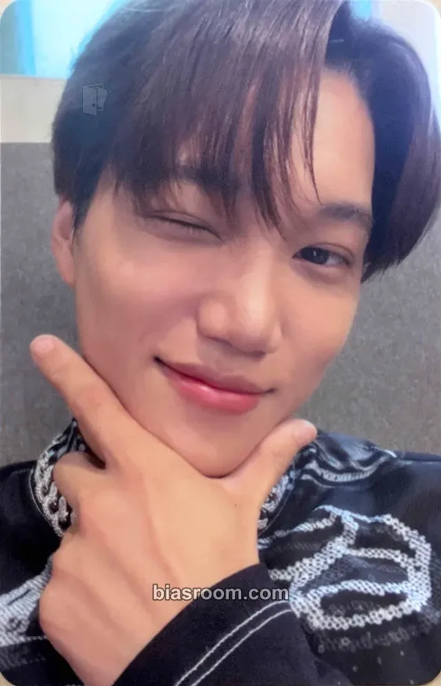 Kai EXO 2022 Winter SMTOWN : SMCU Palace K-pop photocard