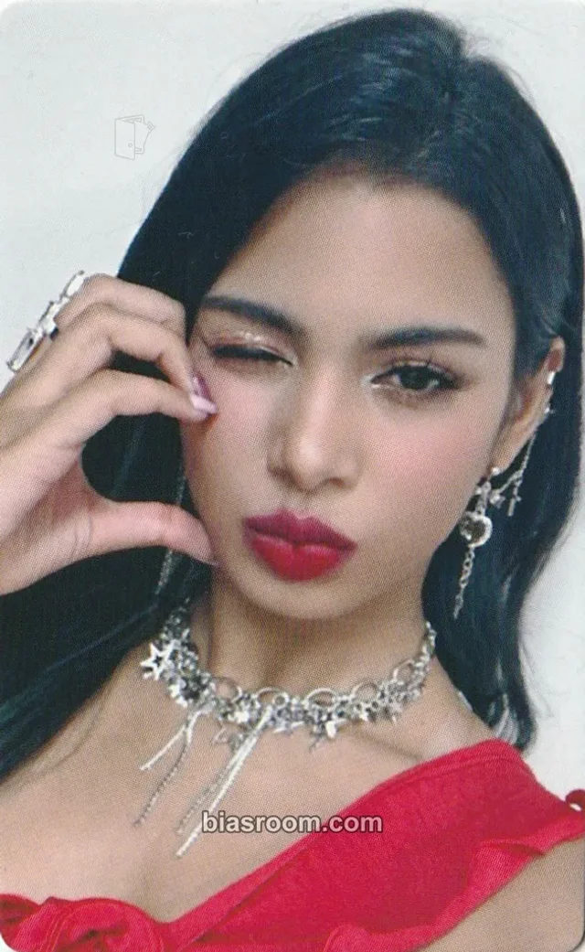 BLACKSWAN - Sriya - Roll Up Album danal video call (fancall)