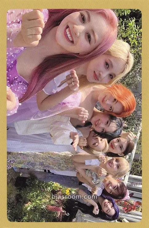 MORE & MORE Photocard - TWICE - TWICE K-pop photocard