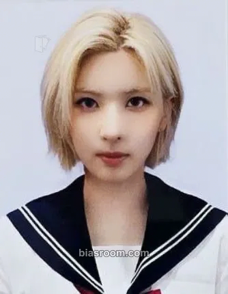 Bae Fe3O4: FORWARD Photocard - NMIXX - NMIXX K-pop photocard