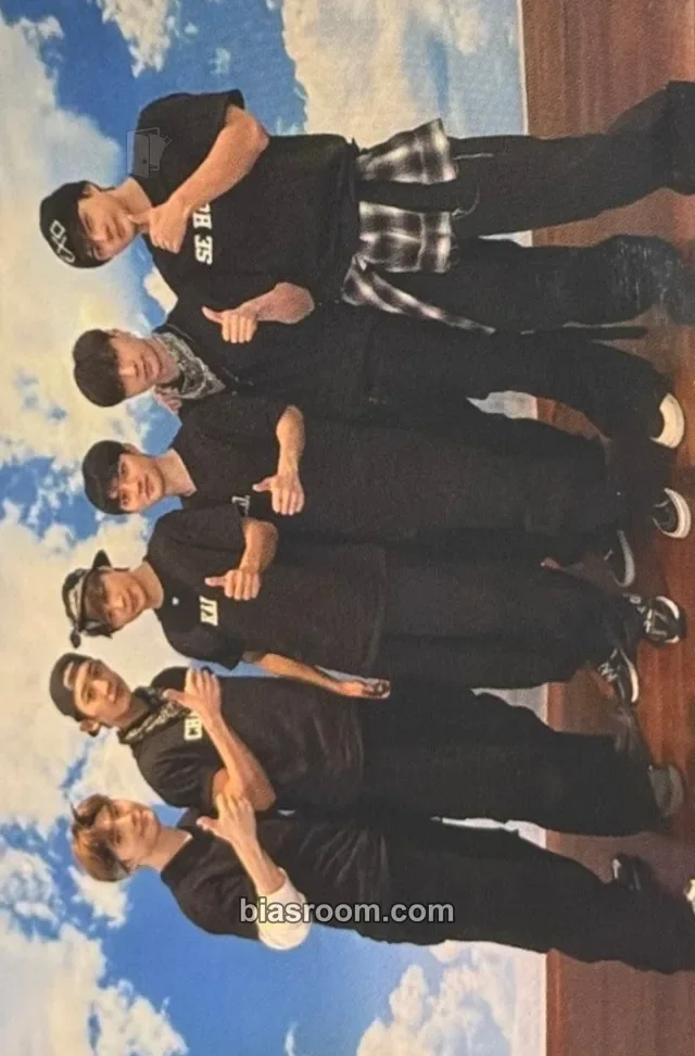 EXO - 2025 EXO FANMEETING <EXO'verse> Event entrance benefit group photocard
